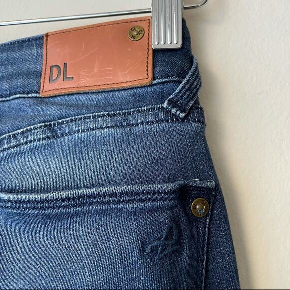 DL1961 Amanda Skinny Jeans in Trance 24 - Picture 9 of 12